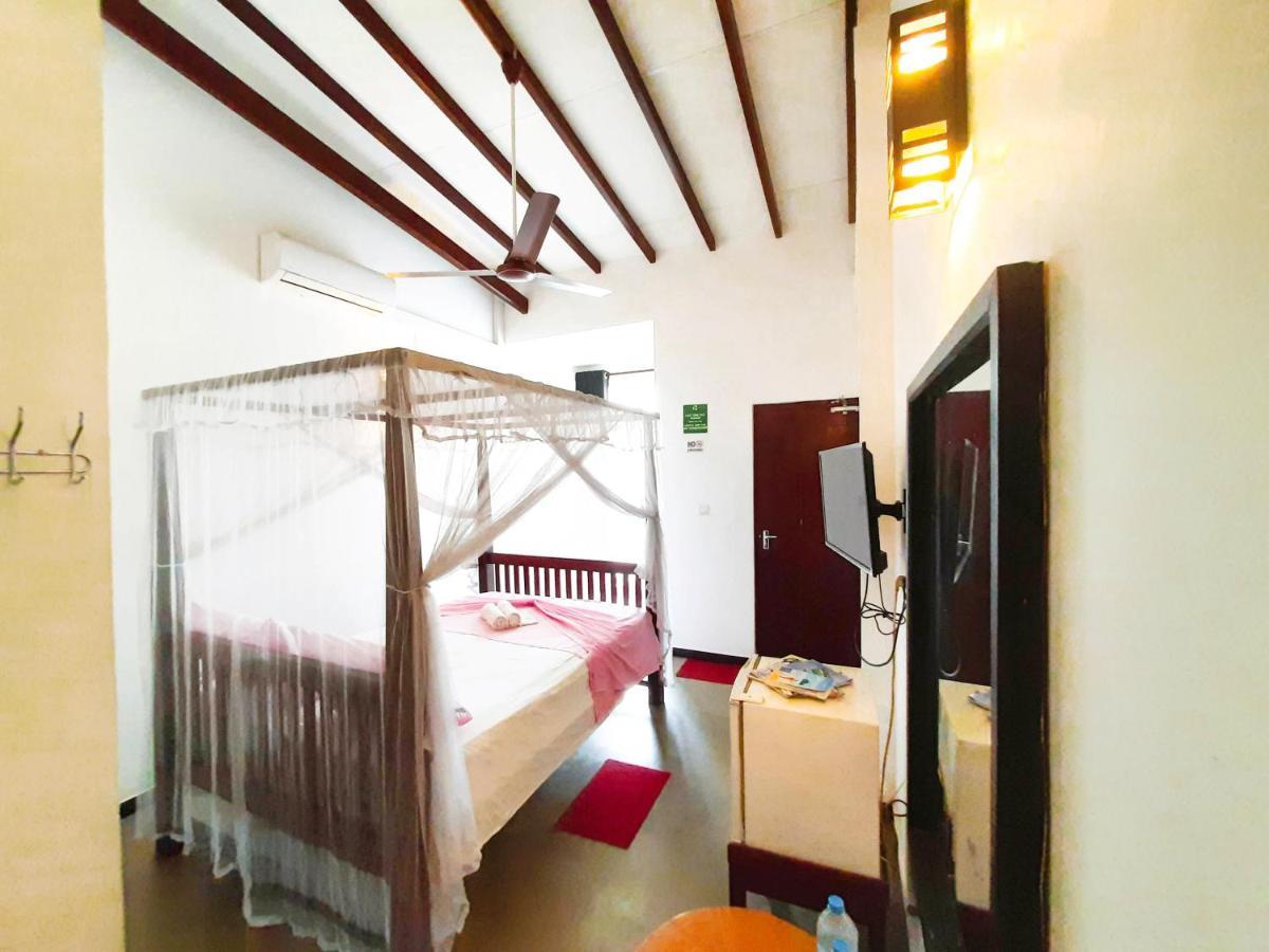 Unawatuna Guest ภายนอก รูปภาพ