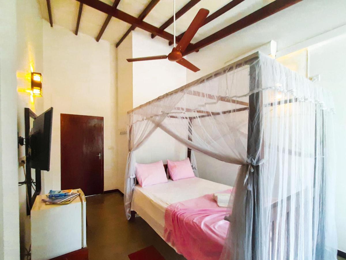 Unawatuna Guest ภายนอก รูปภาพ
